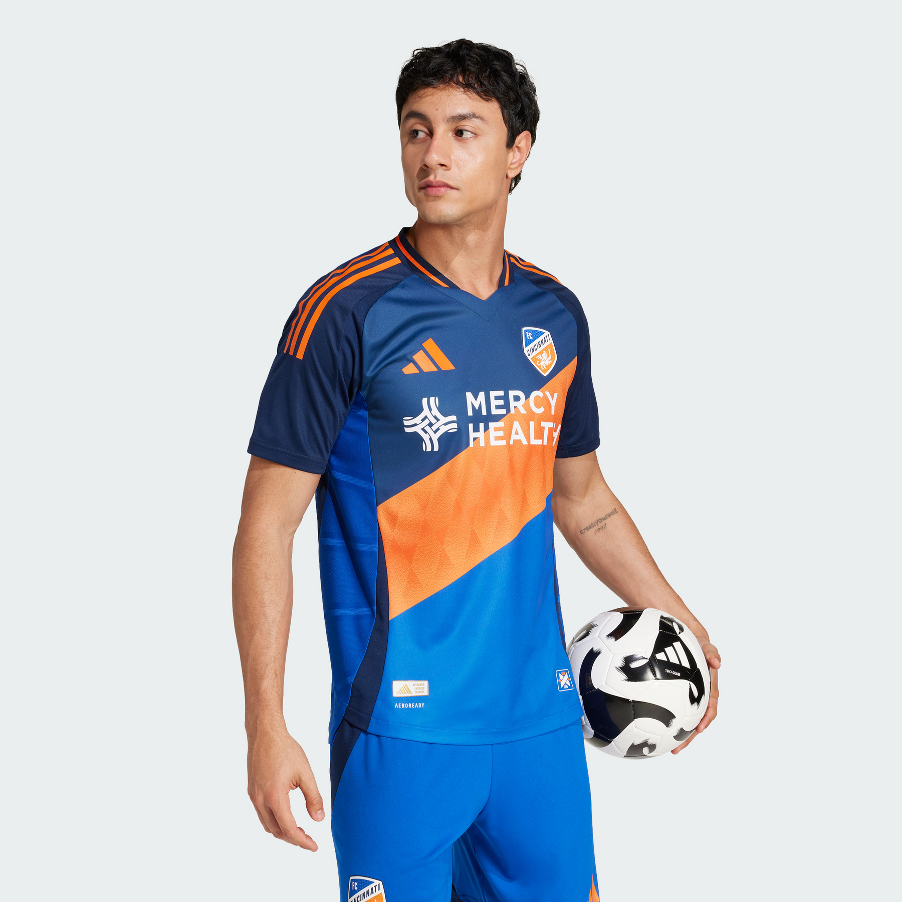 Authentic Kit FCC Go | Authentic Primary Legacy Kit