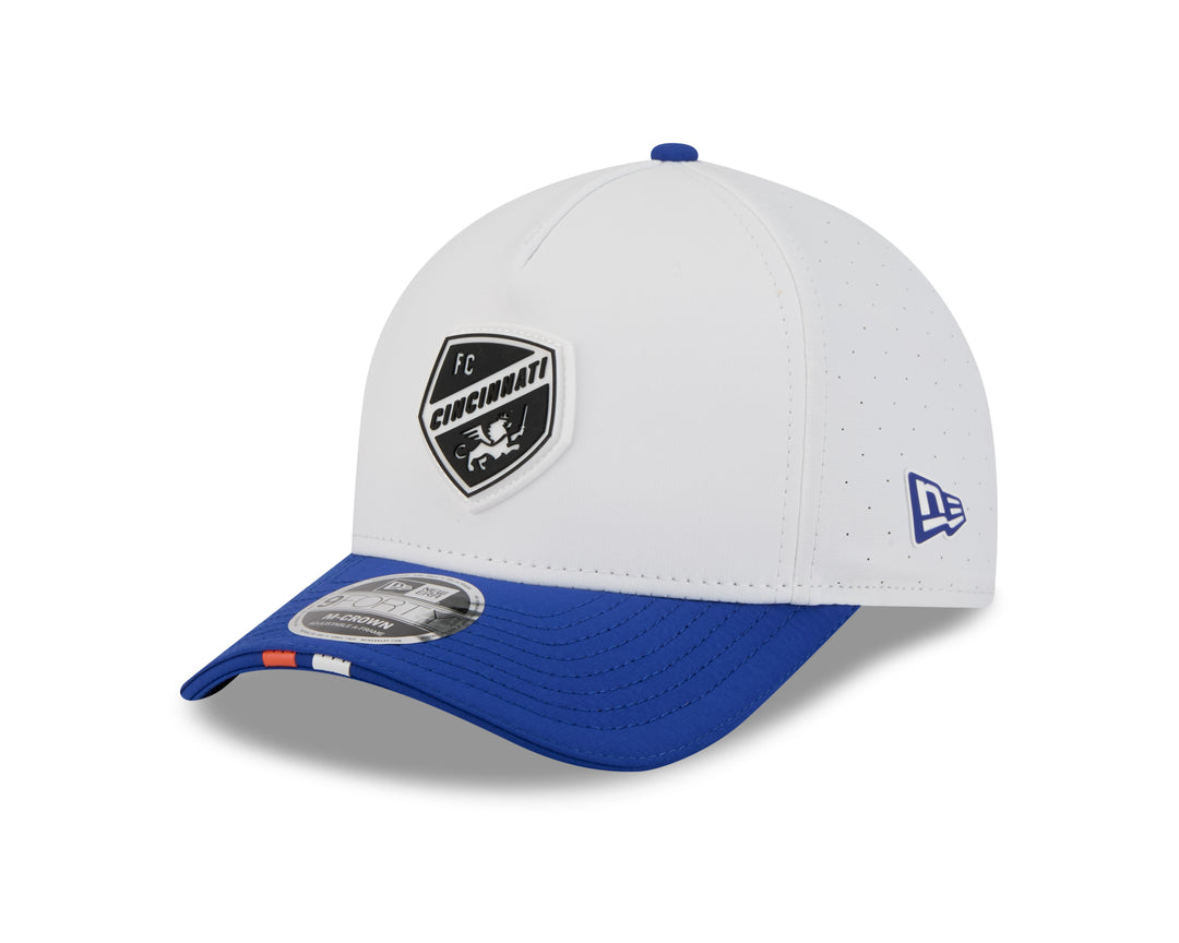 Kickoff Hat 940