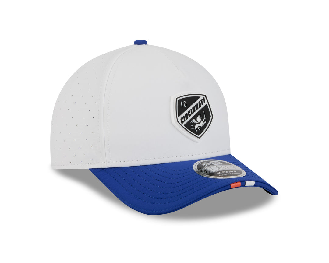 Kickoff Hat 940